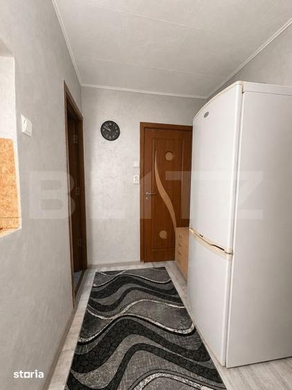 Apartament cu 2 camere semidecomandat în 22 Decembrie 1989