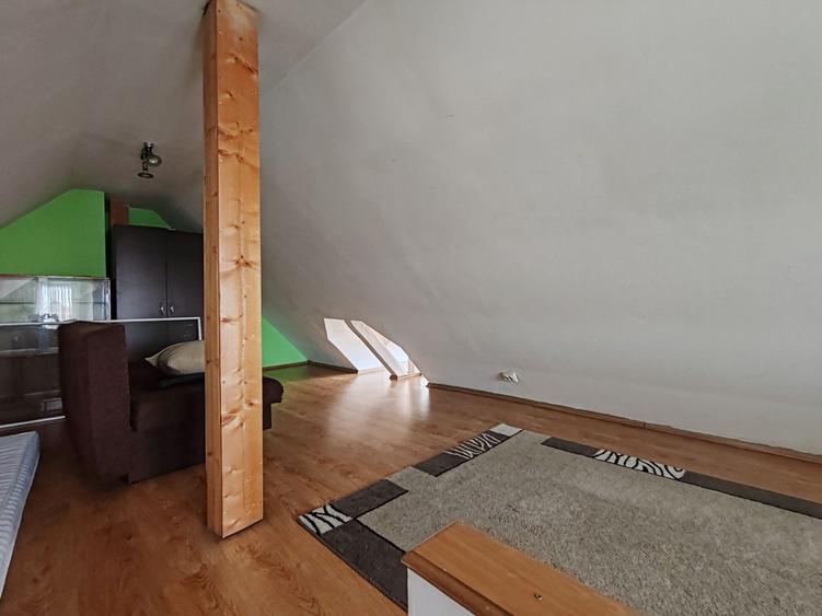 Apartament cu 2 camere decomandat în Exterior Vest