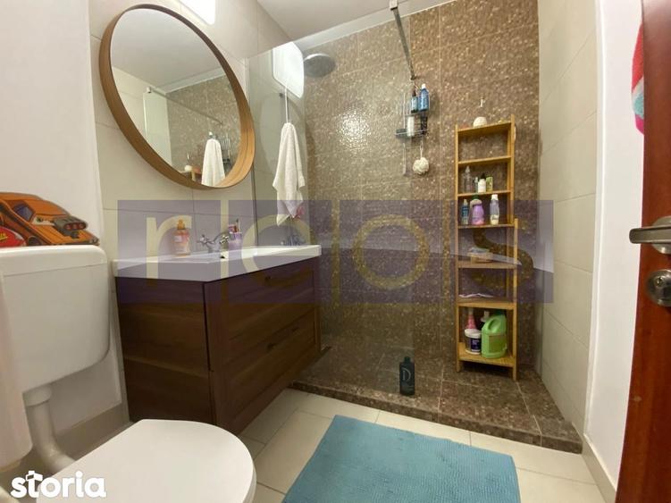 Apartament cu 3 camere, mobilat în Aviației