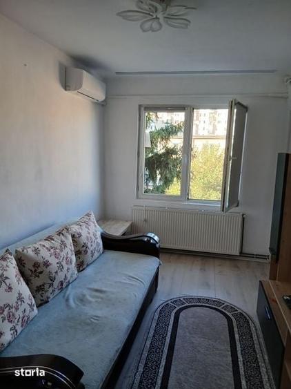 Apartament cu 3 camere semidecomandat în Șega