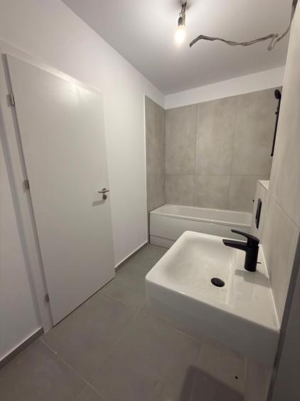 Apartament cu 2 camere decomandat în Cantemir