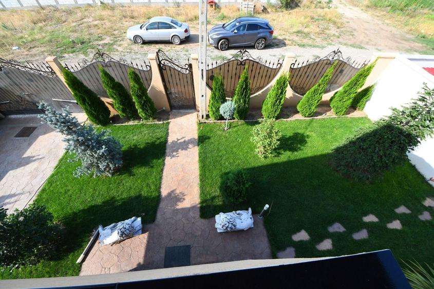 Casă individuală cu 5 camere cu Teren 432 Mp în Costi