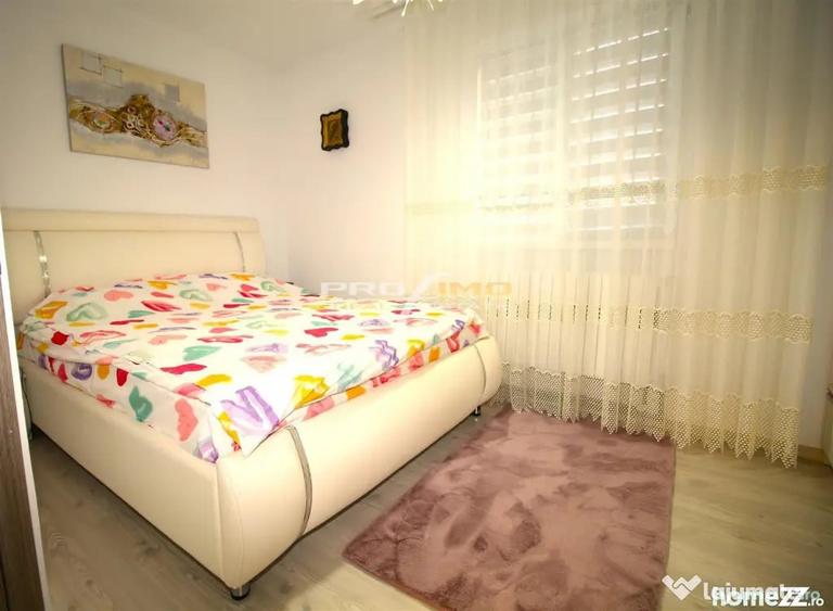 Apartament cu 3 camere semidecomandat în City Park Mall