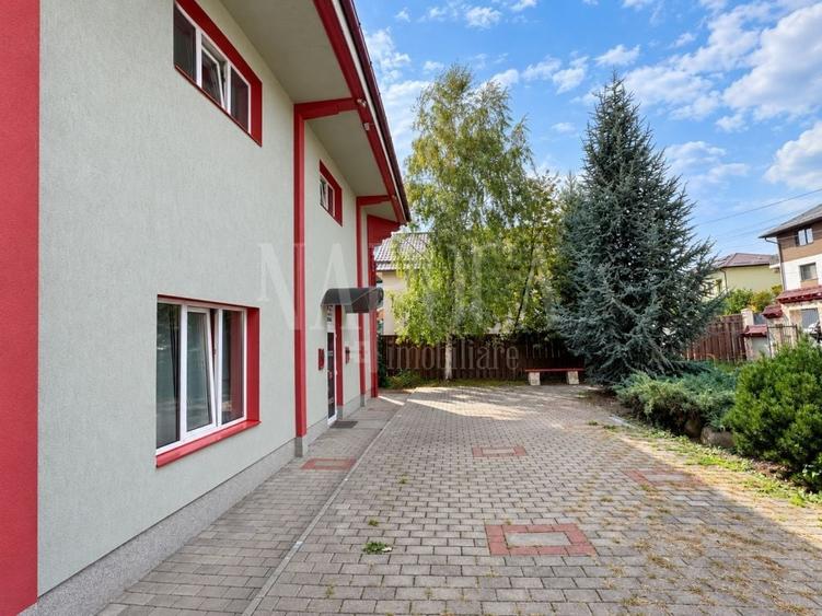 Casă individuală cu 6 camere cu Canalizare în Borhanci