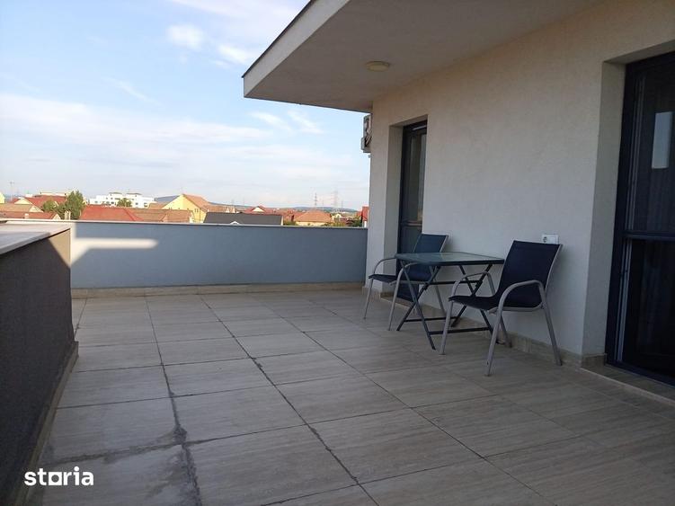 Apartament cu 2 camere, mobilat în Nufărul