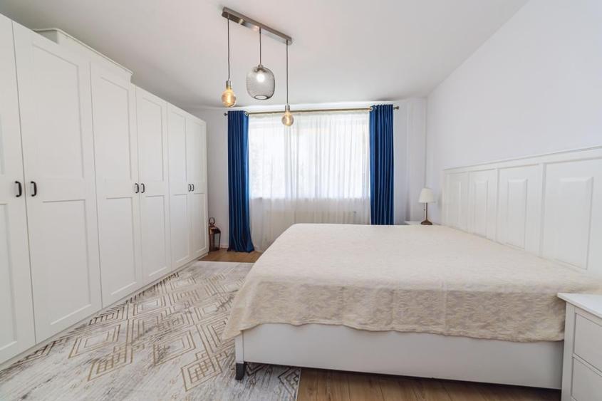 Apartament cu 3 camere decomandat, mobilat în Prelungirea Ghencea
