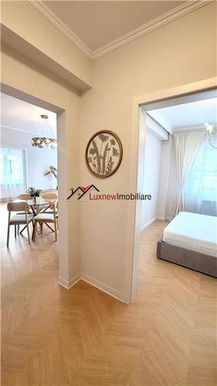 Apartament cu 3 camere semidecomandat, mobilat în Florești