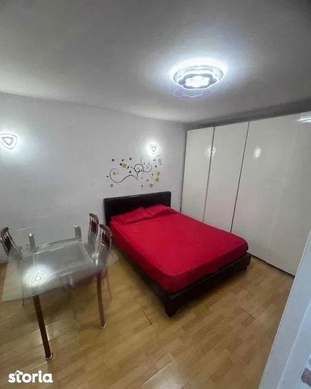 Casă cu 6 camere cu Teren 170 Mp în 13 Septembrie