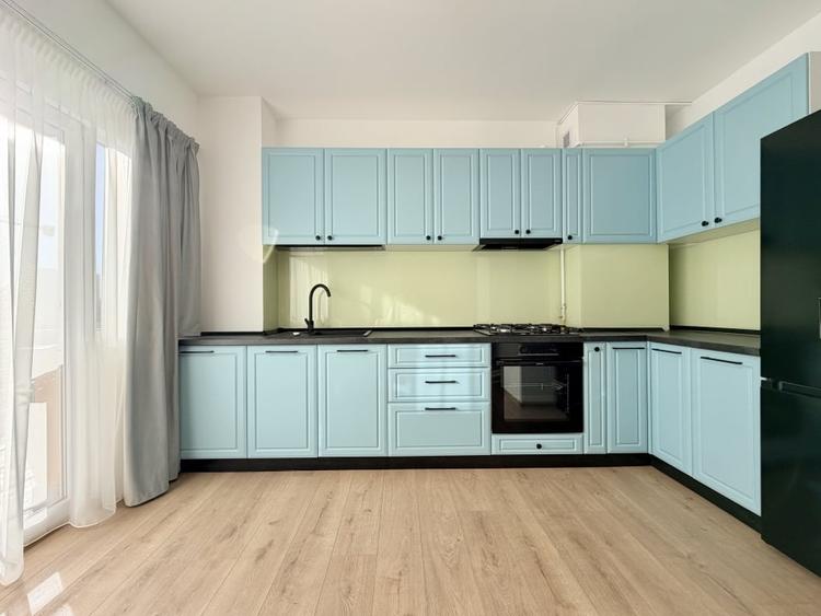 Apartament cu 2 camere semidecomandat, mobilat în Mărăști