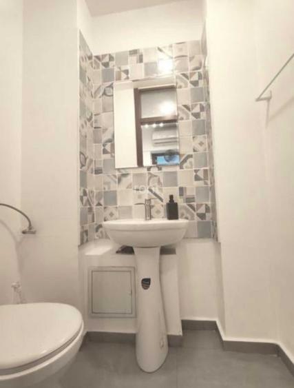 Apartament cu 3 camere semidecomandat în Nicolae Grigorescu