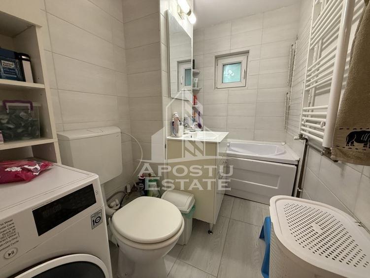 Apartament cu 2 camere semidecomandat, mobilat în Buziașului