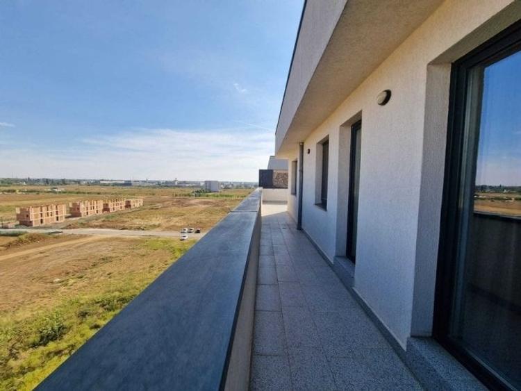 Apartament cu 3 camere decomandat, mobilat în Theodor Pallady
