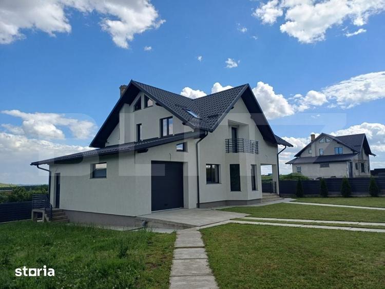 Casă cu 4 camere cu Teren 1000 Mp în Dărmănești