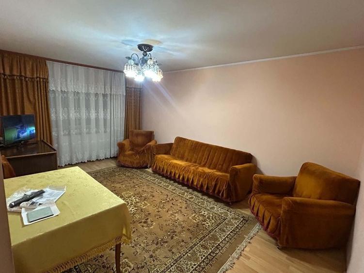 Apartament cu 2 camere decomandat în Sârbi