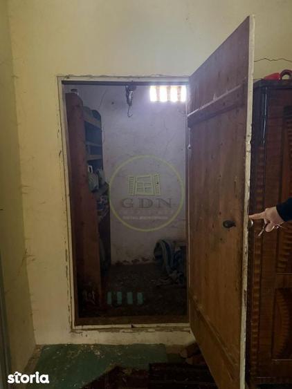 Casă cu 2 camere cu Teren 800 Mp în Mândra