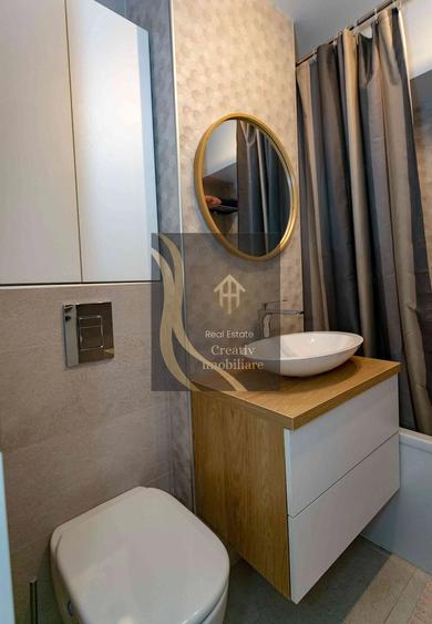 Apartament cu 3 camere decomandat în Victoriei
