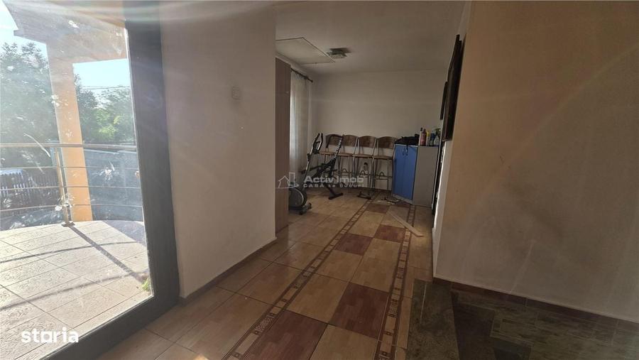 Casă cu 4 camere în Albești