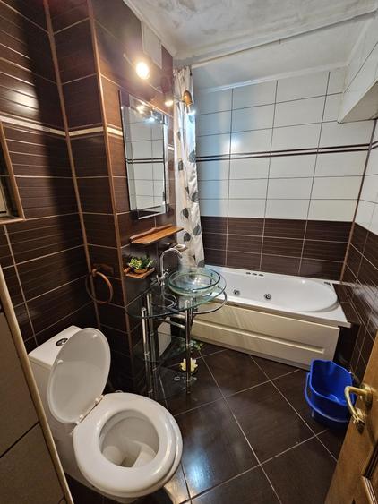 Apartament cu 3 camere decomandat în Popa Șapcă