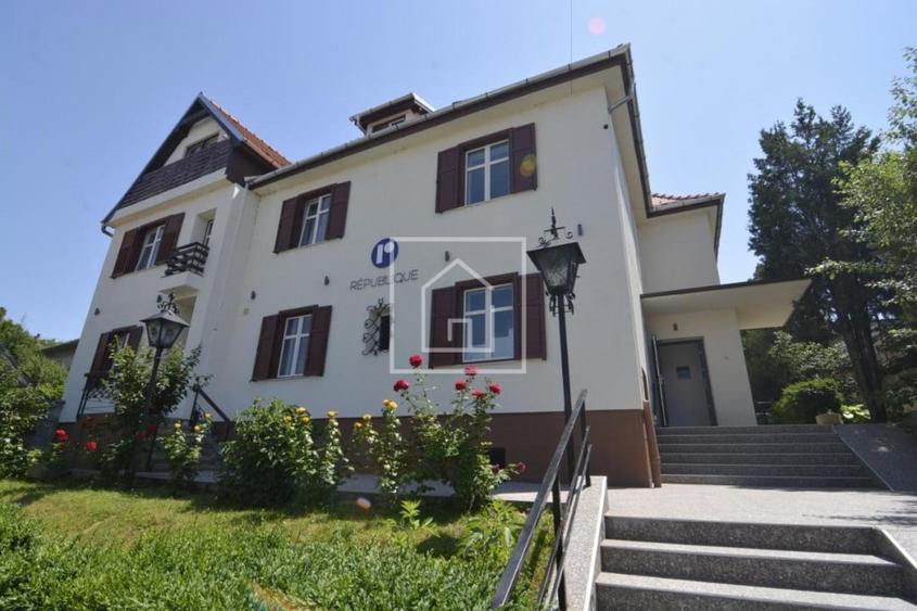 Hotel/Pensiune, de 700 mp, în Central