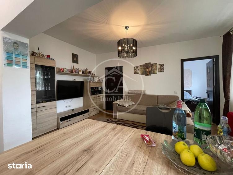 Apartament cu 3 camere decomandat în Decebal
