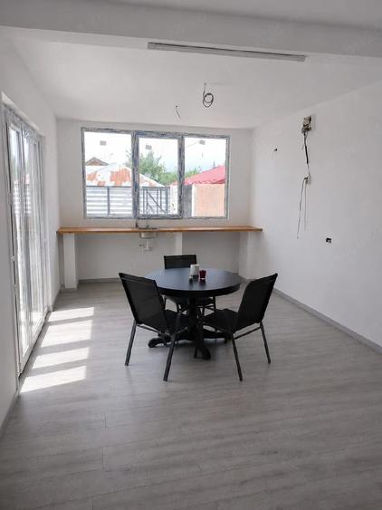Casă cu 1 camere cu Teren 168 Mp în Exterior Vest