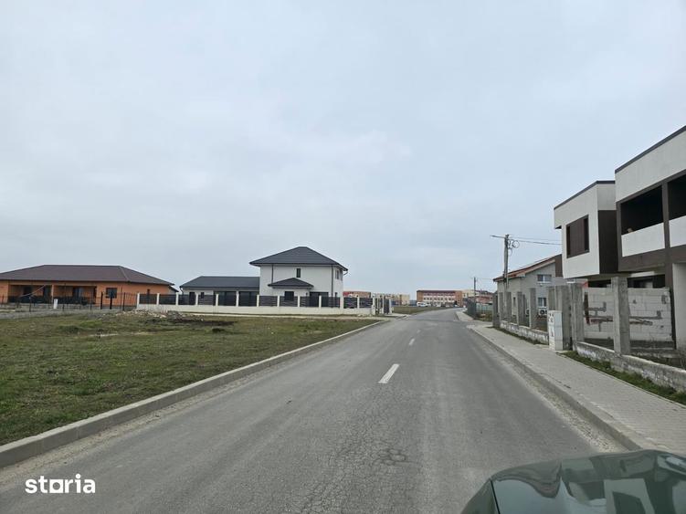 Teren de 500 mp, în Cumpăna