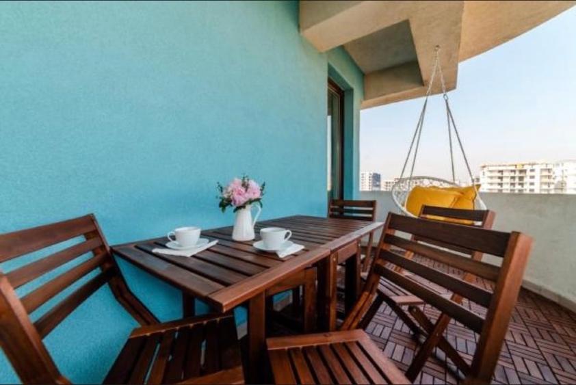 Apartament cu 2 camere semidecomandat, mobilat în Nord