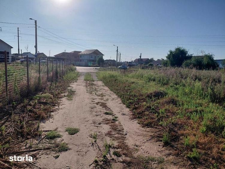 Teren de 400 mp, în Gării