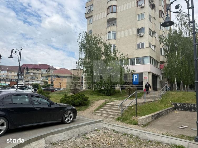 Spațiu comercial, de 120 mp, în Rădăuți