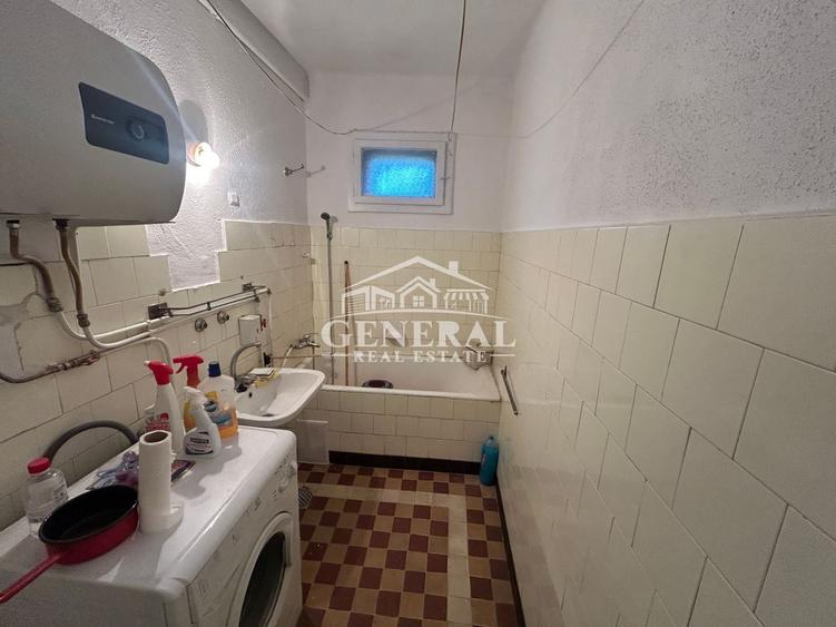 Casă individuală cu 4 camere cu Canalizare în Progresul