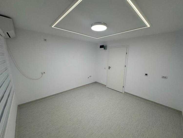 Spațiu comercial, de 15 mp, în 1 Mai
