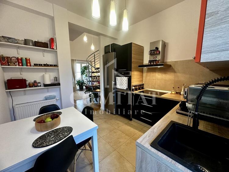 Apartament cu 4 camere semidecomandat, mobilat în Iris