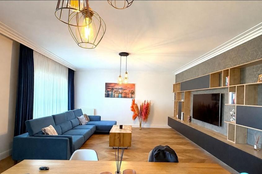 Apartament cu 4 camere, mobilat în Lacul Tei