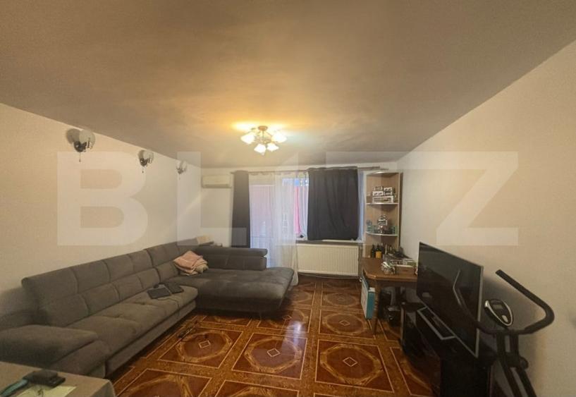 Apartament cu 3 camere decomandat, mobilat în Cloșca