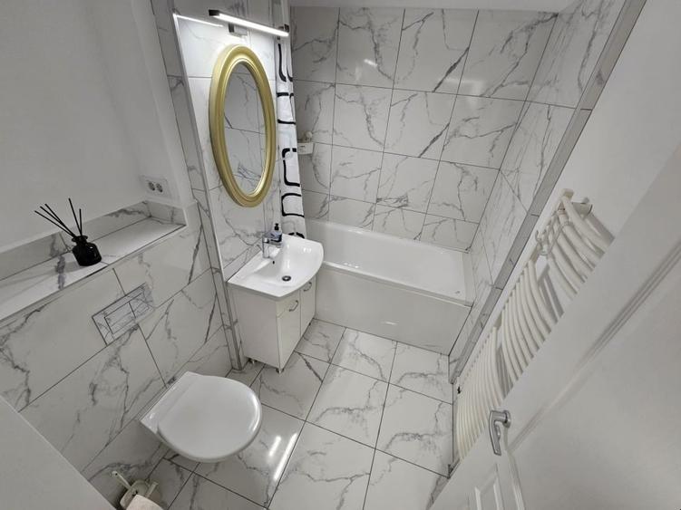 Apartament cu 2 camere decomandat în Faleza Nord
