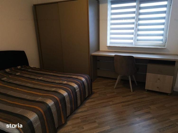 Apartament cu 3 camere, mobilat în Central