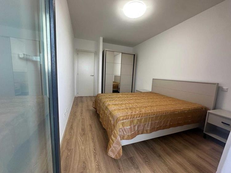 Apartament cu 2 camere semidecomandat în Ghencea