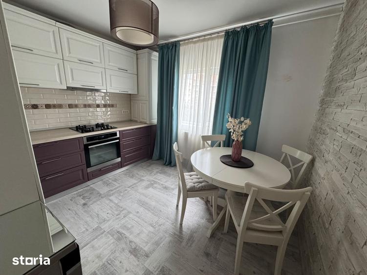 Apartament cu 3 camere în Vitan