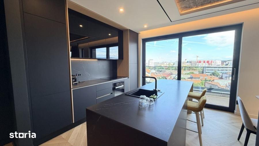 Apartament cu 4 camere în Central