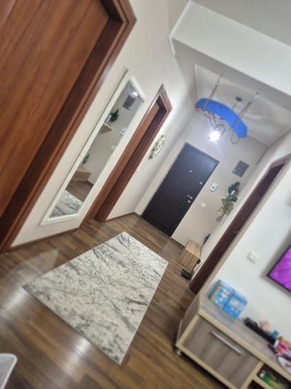 Apartament cu 3 camere decomandat în Militari