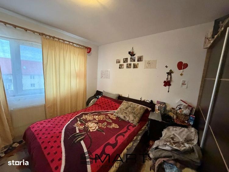 Apartament cu 3 camere decomandat, mobilat în Vasile Aaron