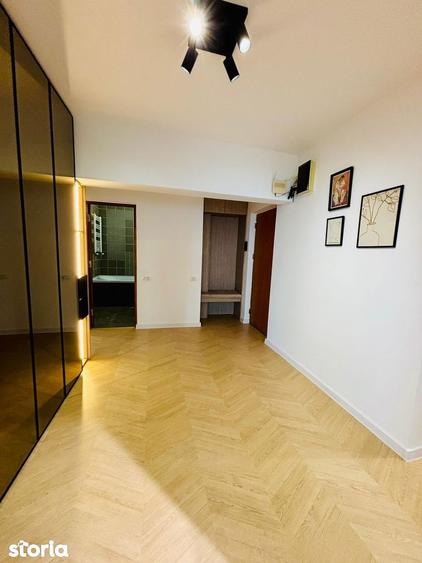 Apartament cu 3 camere în Faleza Nord
