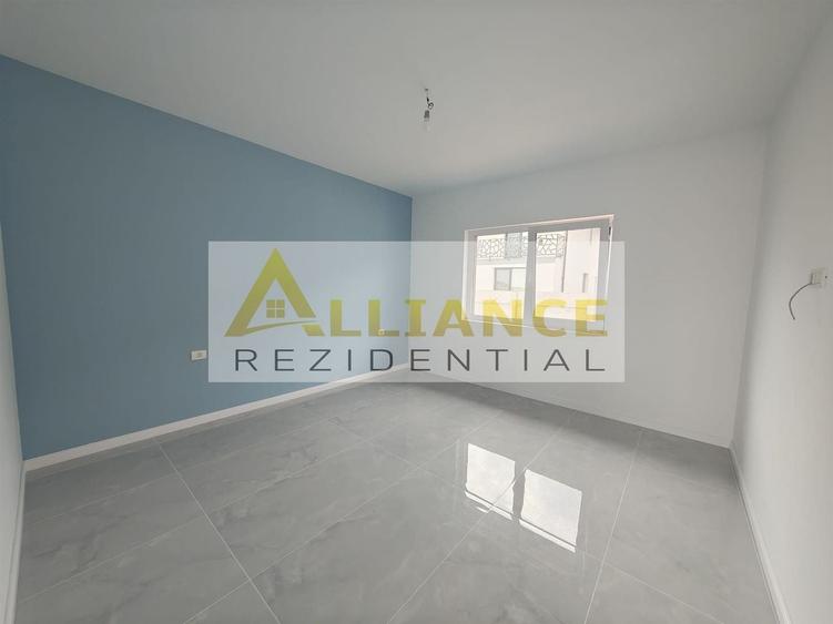 Casă individuală cu 3 camere decomandat cu Canalizare în Berceni