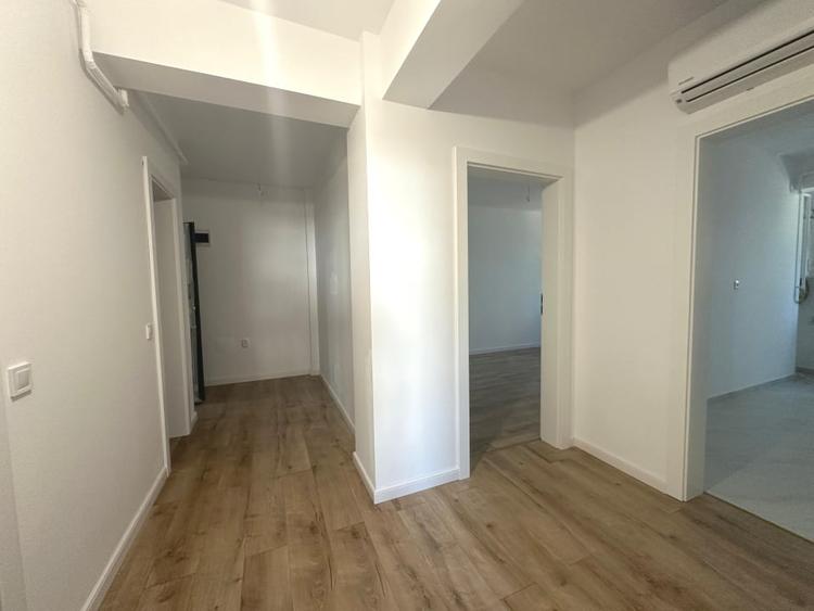 Apartament cu 3 camere decomandat în Popas Păcurari