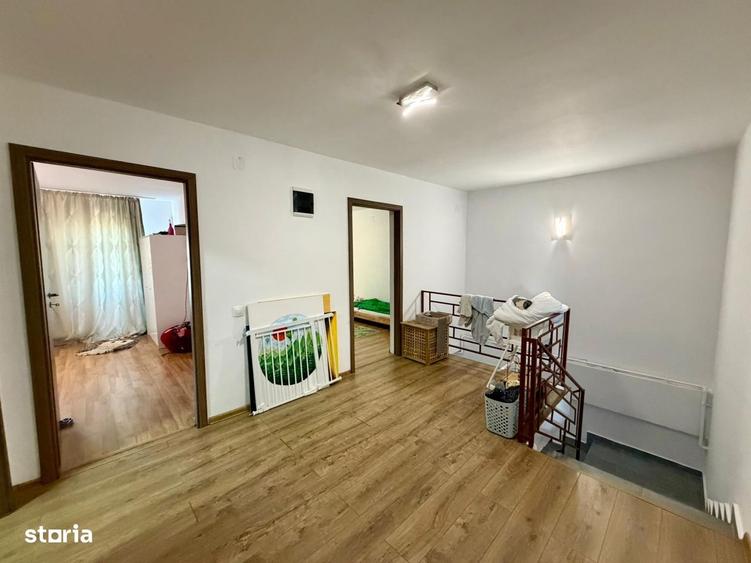 Casă cu 4 camere în Central