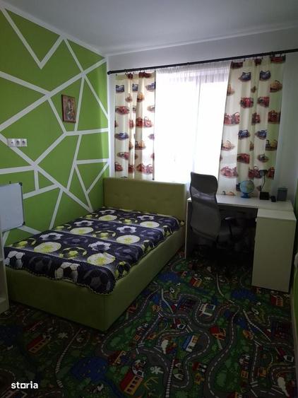 Apartament cu 3 camere în Florești