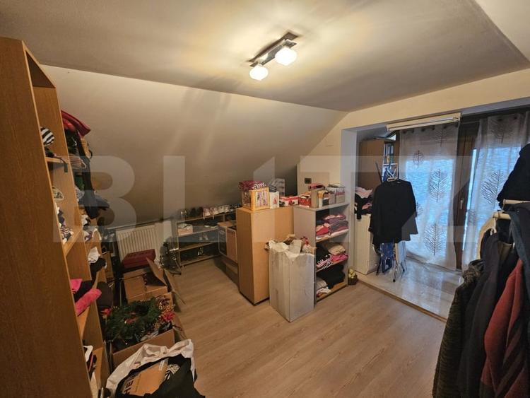 Casă individuală cu 4 camere cu Canalizare în Cetate