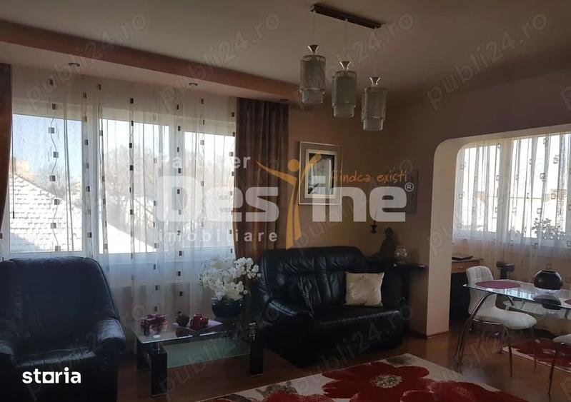 Apartament cu 3 camere decomandat în Tipografilor