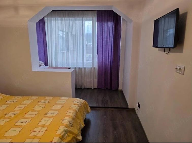 Apartament cu 3 camere decomandat în Calea Caransebeșului