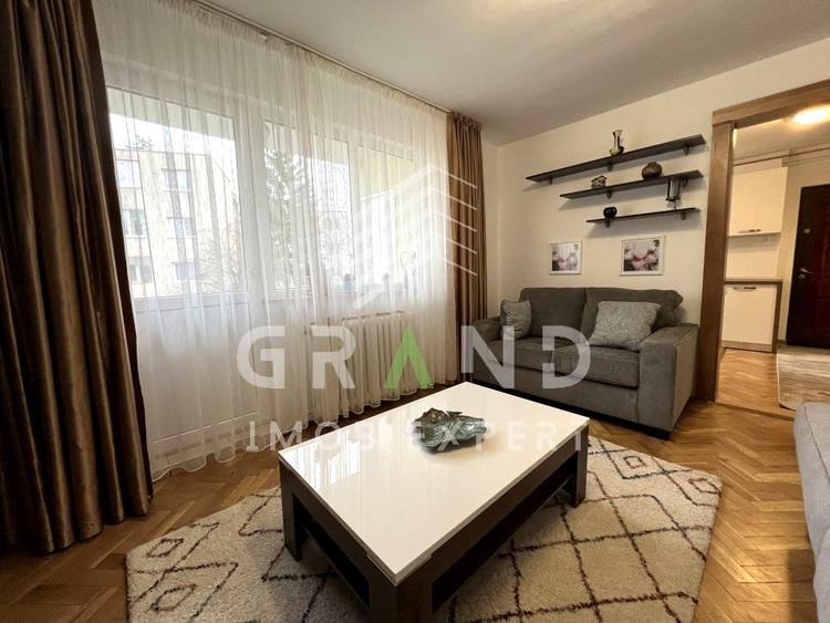 Apartament cu 4 camere semidecomandat, mobilat în Grigorescu